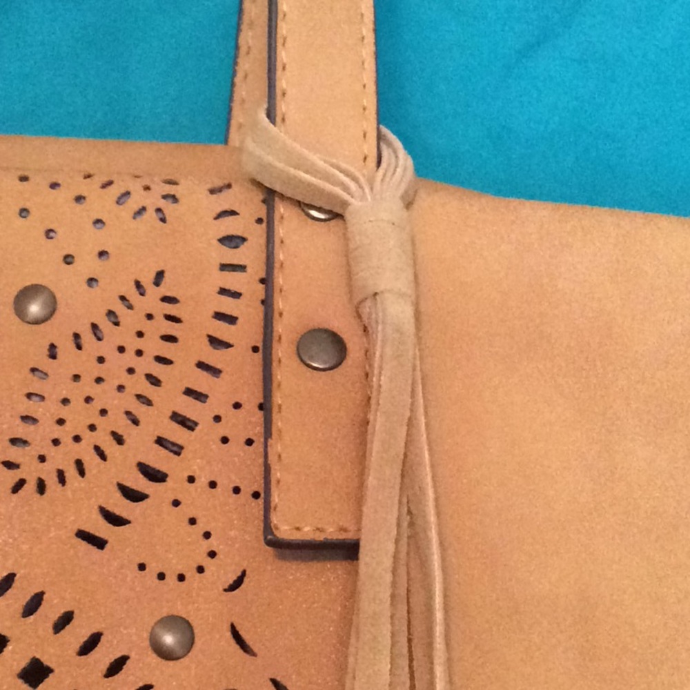 Purse - Picture 2 of 5